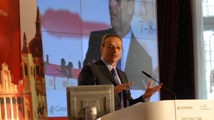 Meeting Madrid, Presidente parla al pubblico
