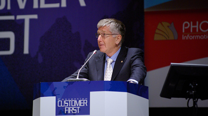 Carlo Salvatori, Amministratore Delegato Unipol Gruppo Finanziario parla al pubblico
