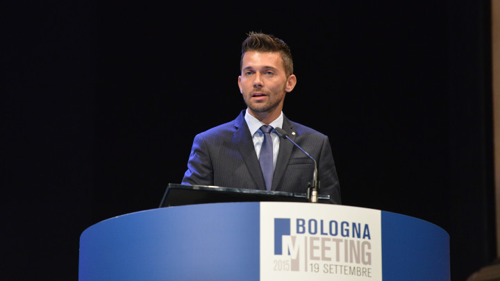 Giuseppe Armani, Cassa Centrale Banca parla al pubblico
