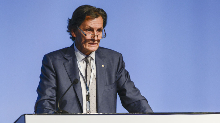 Giorgio Fracalossi parla al pubblico
