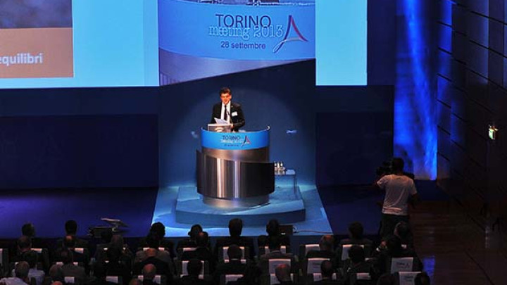 Giorgio Crosina, Direttore Generale Phoenix Informatica Bancaria  parla al pubblico